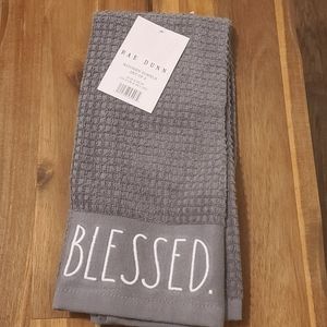 Rae Dunn Kitchen Towel Set